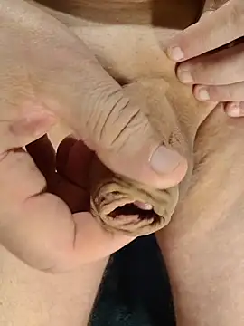 Snapshot of Benjin_2306 chatting on November 2025 02:26:01 PM Benjin 2306 online show from November 2025 02:26:01 PM