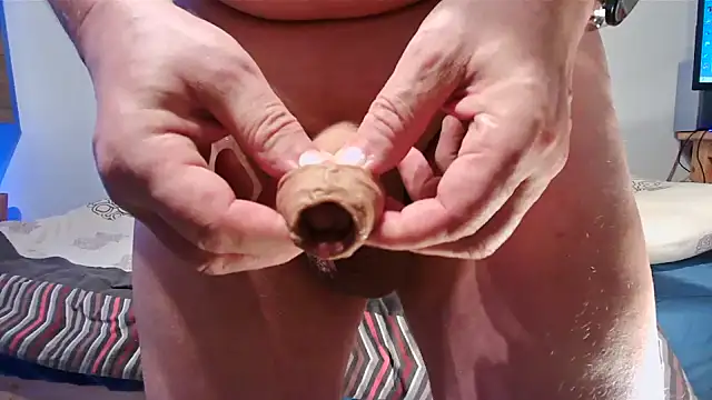 Snapshot of Benjin_2306 chatting on November 2025 04:30:01 PM Benjin 2306 online show from November 2025 04:30:01 PM