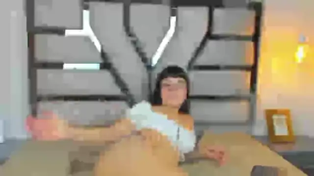 Mindy Star  online show from November 2025 01:21:02 PM