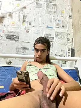 Snapshot of luv_trix chatting on November 2025 09:42:02 AM luv trix online show from November 2025 09:42:02 AM