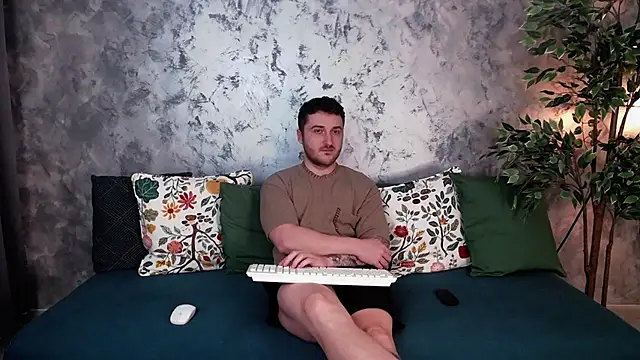 Ethan  S online show from December 2024 04:56:02 AM