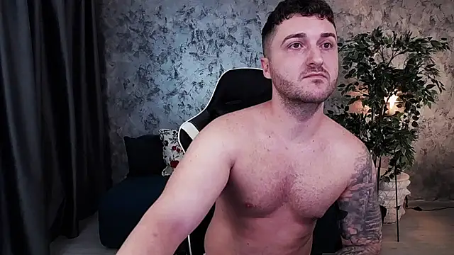 Ethan  S online show from September 2025 04:12:02 AM