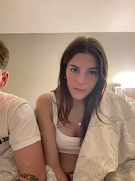 Snapshot of Brunnettebabe007 chatting on November 2025 10:41:02 PM Brunnettebabe007 online show from November 2025 10:41:02 PM