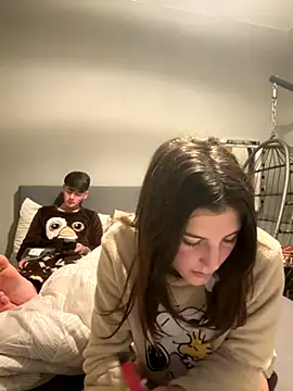 Snapshot of Brunnettebabe007 chatting on November 2025 11:50:01 PM Brunnettebabe007 online show from November 2025 11:50:01 PM