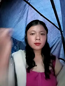 Snapshot of lisa-bae00 chatting on November 2025 10:04:02 AM lisa-bae00 online show from November 2025 10:04:02 AM