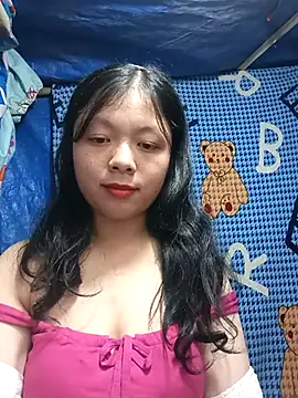 Snapshot of lisa-bae00 chatting on November 2025 10:28:02 AM lisa-bae00 online show from November 2025 10:28:02 AM