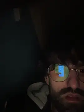 Snapshot of Paapii1098 chatting on November 2025 02:21:01 AM Paapii1098 online show from November 2025 02:21:01 AM