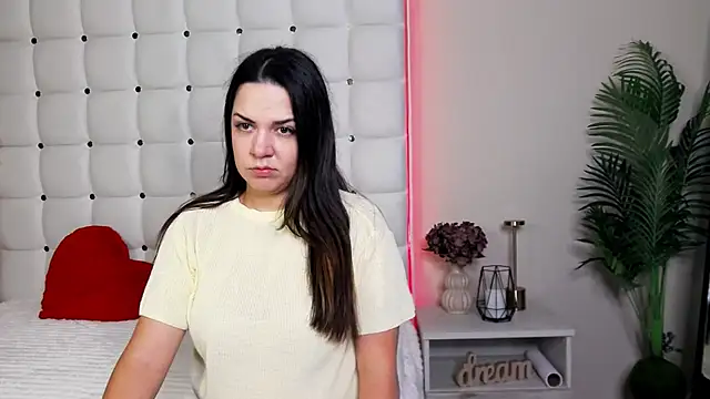 Snapshot of AlsouKass chatting on November 2025 06:02:02 AM AlsouKass online show from November 2025 06:02:02 AM