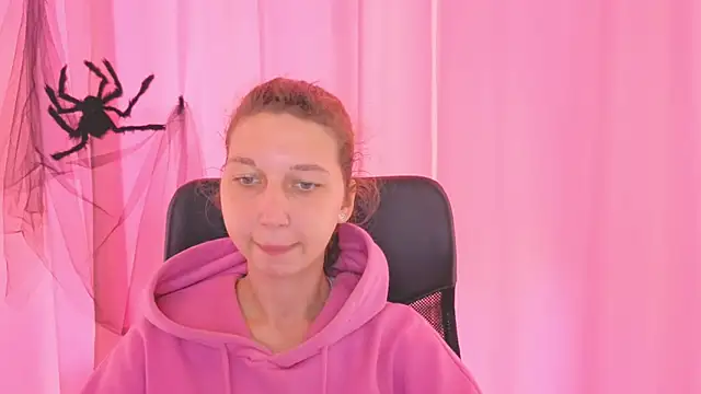 Snapshot of CuteEllii chatting on October 2025 11:11:02 AM CuteEllii online show from October 2025 11:11:02 AM