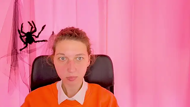 Snapshot of CuteEllii chatting on November 2025 11:29:01 AM CuteEllii online show from November 2025 11:29:01 AM