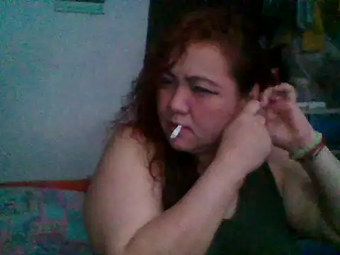 H2ooowIzee22 online show from October 2025 07:47:02 AM