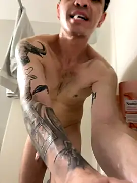 Snapshot of Orlando702@xh chatting on November 2025 09:09:02 PM Orlando702xh online show from November 2025 09:09:02 PM