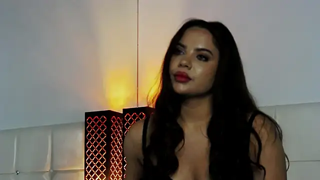 Snapshot of KarinaSparks chatting on November 2025 06:48:01 AM KarinaSparks online show from November 2025 06:48:01 AM