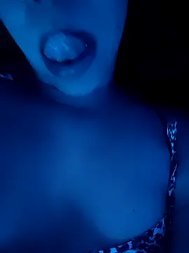 YANKERAPUNZEL online show from November 2025 07:55:02 AM