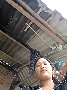 Snapshot of Menu_x chatting on October 2025 01:33:02 AM Menu x online show from October 2025 01:33:02 AM