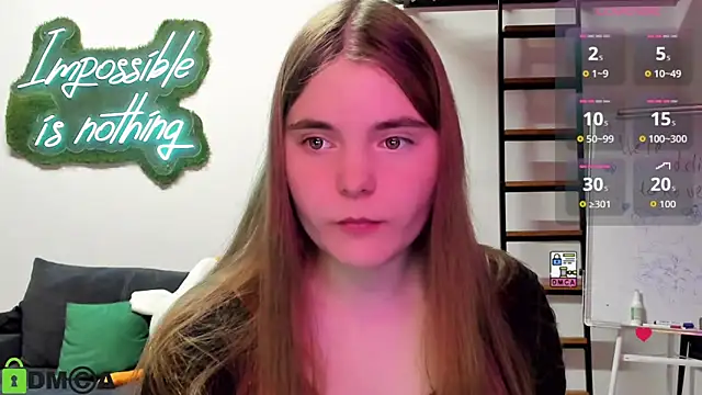 Snapshot of MiraaBloom chatting on October 2025 01:22:02 PM MiraaBloom online show from October 2025 01:22:02 PM