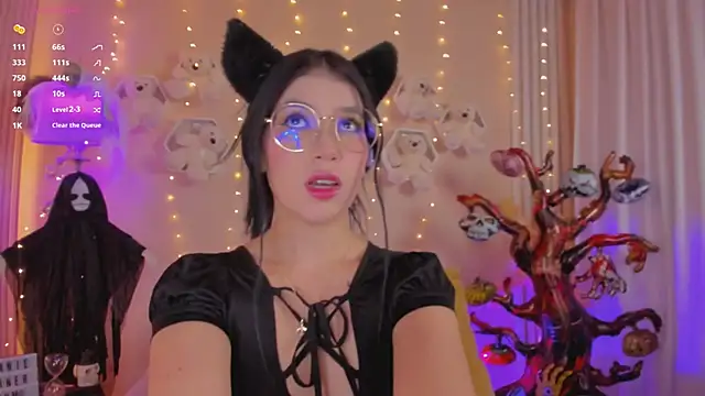 Snapshot of MelanieCorner1 chatting on October 2025 03:57:02 PM MelanieCorner1 online show from October 2025 03:57:02 PM