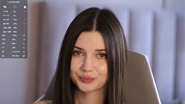 Snapshot of LonnaSkar chatting on November 2025 07:52:02 AM LonnaSkar online show from November 2025 07:52:02 AM