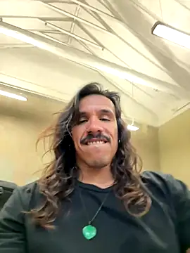 Snapshot of caiiobahia chatting on December 2025 10:48:02 PM caiiobahia online show from December 2025 10:48:02 PM