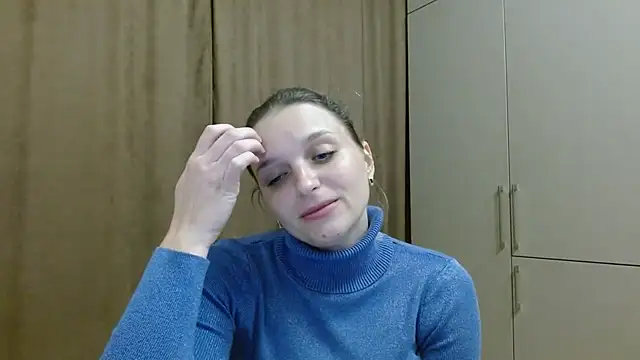 Snapshot of ElisSky301 chatting on November 2025 10:32:02 PM ElisSky301 online show from November 2025 10:32:02 PM