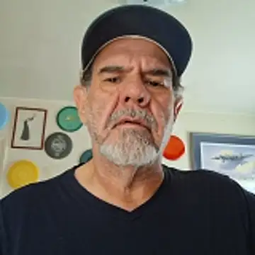 Snapshot of pena633 chatting on November 2025 03:45:02 PM pena633 online show from November 2025 03:45:02 PM