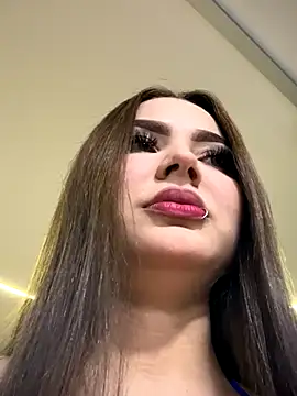 Snapshot of Beella1_ chatting on October 2025 04:07:02 AM Beella1  online show from October 2025 04:07:02 AM