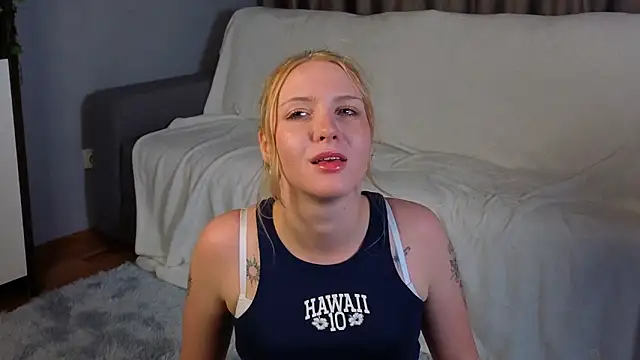 Snapshot of mcdony chatting on October 2025 04:19:02 PM mcdony online show from October 2025 04:19:02 PM