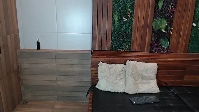 Lil James online show from November 2025 07:46:02 PM