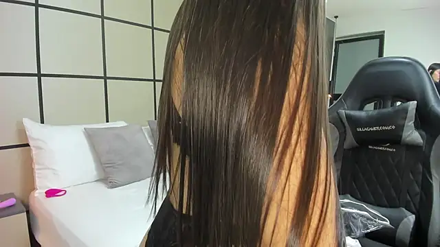 mia collins96 online show from October 2025 02:37:02 AM