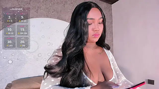 Snapshot of Viana_dior chatting on October 2025 10:41:02 PM Viana dior online show from October 2025 10:41:02 PM