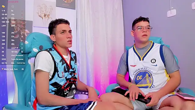 Snapshot of joaquin_and_jake_ chatting on October 2025 10:38:01 AM joaquin and jake online show from October 2025 10:38:01 AM