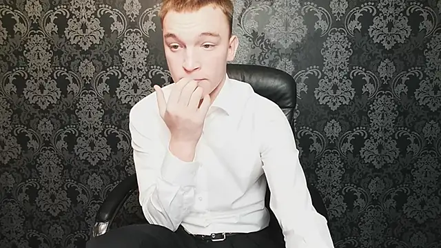 Snapshot of Derek_Banville chatting on October 2025 12:19:02 PM Derek Banville online show from October 2025 12:19:02 PM