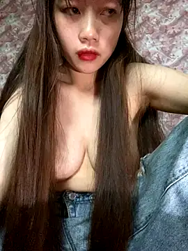 kitty-20x online show from November 2025 07:43:02 AM