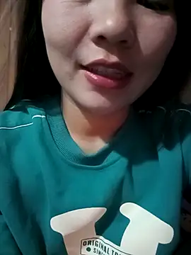 Snapshot of -Lanaa- chatting on November 2025 06:08:01 PM -Lanaa- online show from November 2025 06:08:01 PM