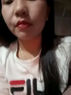 Snapshot of -Lanaa- chatting on November 2025 06:10:02 PM -Lanaa- online show from November 2025 06:10:02 PM