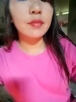 Snapshot of -Lanaa- chatting on December 2025 08:01:01 AM -Lanaa- online show from December 2025 08:01:01 AM