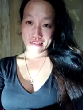 Snapshot of Phantamay chatting on November 2025 12:17:01 PM Phantamay online show from November 2025 12:17:01 PM