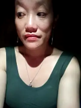 Snapshot of Phantamay chatting on November 2025 10:48:02 PM Phantamay online show from November 2025 10:48:02 PM