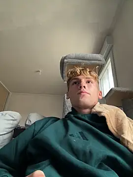 Snapshot of Charlycki chatting on October 2025 08:11:01 AM Charlycki online show from October 2025 08:11:01 AM