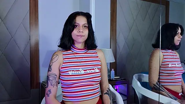 Snapshot of Athenea_sky_ chatting on November 2025 03:46:01 PM Athenea sky online show from November 2025 03:46:01 PM