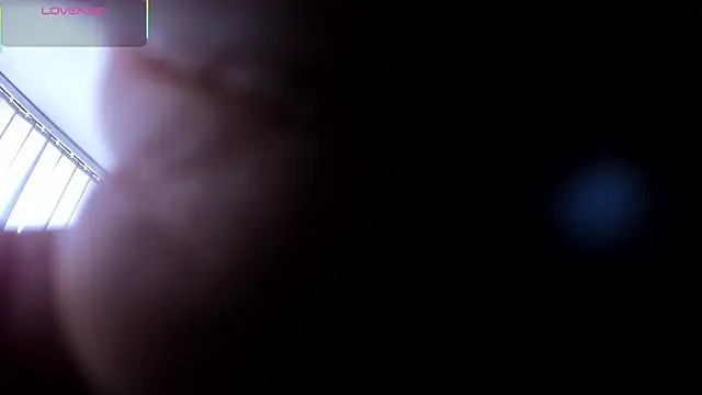 Snapshot of kendra_crow chatting on December 2025 02:22:02 PM kendra crow online show from December 2025 02:22:02 PM