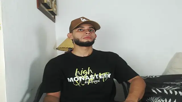 Snapshot of Maxcole_07 chatting on October 2025 09:05:02 PM Maxcole 07 online show from October 2025 09:05:02 PM