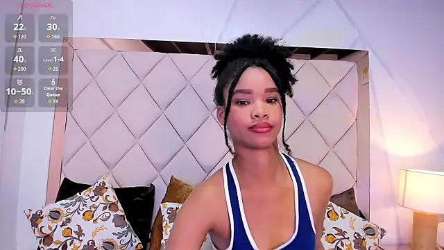 Snapshot of karolebonyy chatting on October 2025 11:44:01 AM karolebonyy online show from October 2025 11:44:01 AM