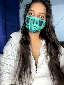 Snapshot of Cute_Marina chatting on November 2025 05:46:02 AM Cute Marina online show from November 2025 05:46:02 AM