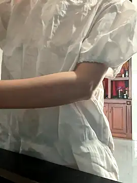 Snapshot of Emily-y chatting on December 2025 03:27:02 AM Emily-y online show from December 2025 03:27:02 AM