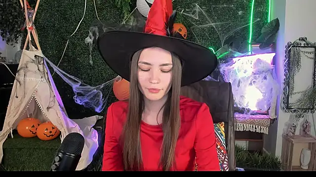 Snapshot of lollyrais chatting on October 2025 01:45:02 PM lollyrais online show from October 2025 01:45:02 PM