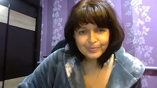 CountessLuna online show from October 2025 12:42:02 PM