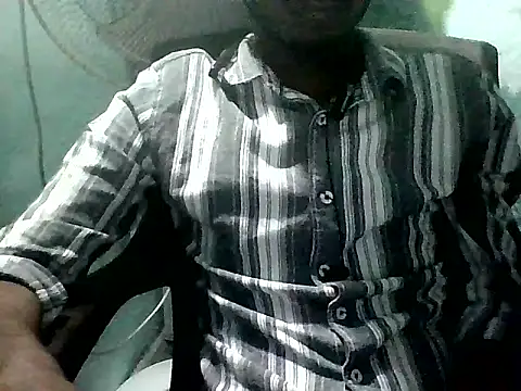 Snapshot of Aesthetic_couple chatting on October 2025 12:16:01 PM Aesthetic couple online show from October 2025 12:16:01 PM