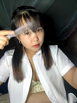 Snapshot of love_pusy09 chatting on November 2025 01:17:02 AM love pusy09 online show from November 2025 01:17:02 AM