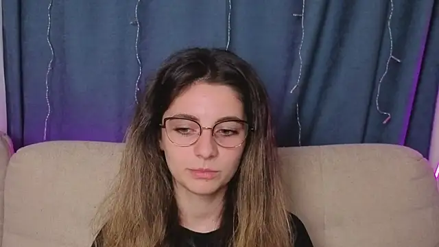 Snapshot of CasandraMickell chatting on November 2025 07:21:01 PM CasandraMickell online show from November 2025 07:21:01 PM